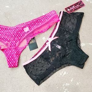 BNWT 2 Pairs of Small Lace Panties